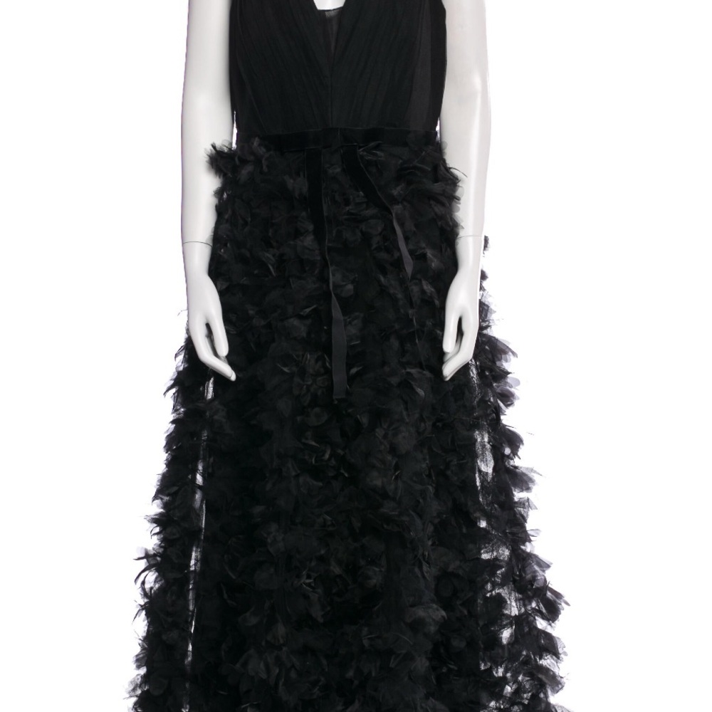 Chic Black Textured Maxi Dress